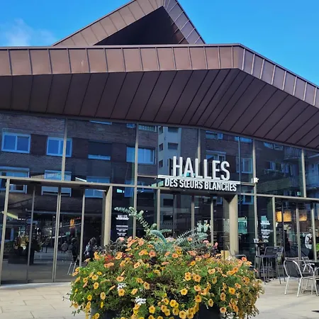 アパート Au Coeur De *